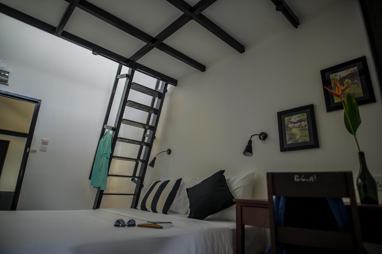The Marian Boutique Lodging House Кучинг Екстериор снимка