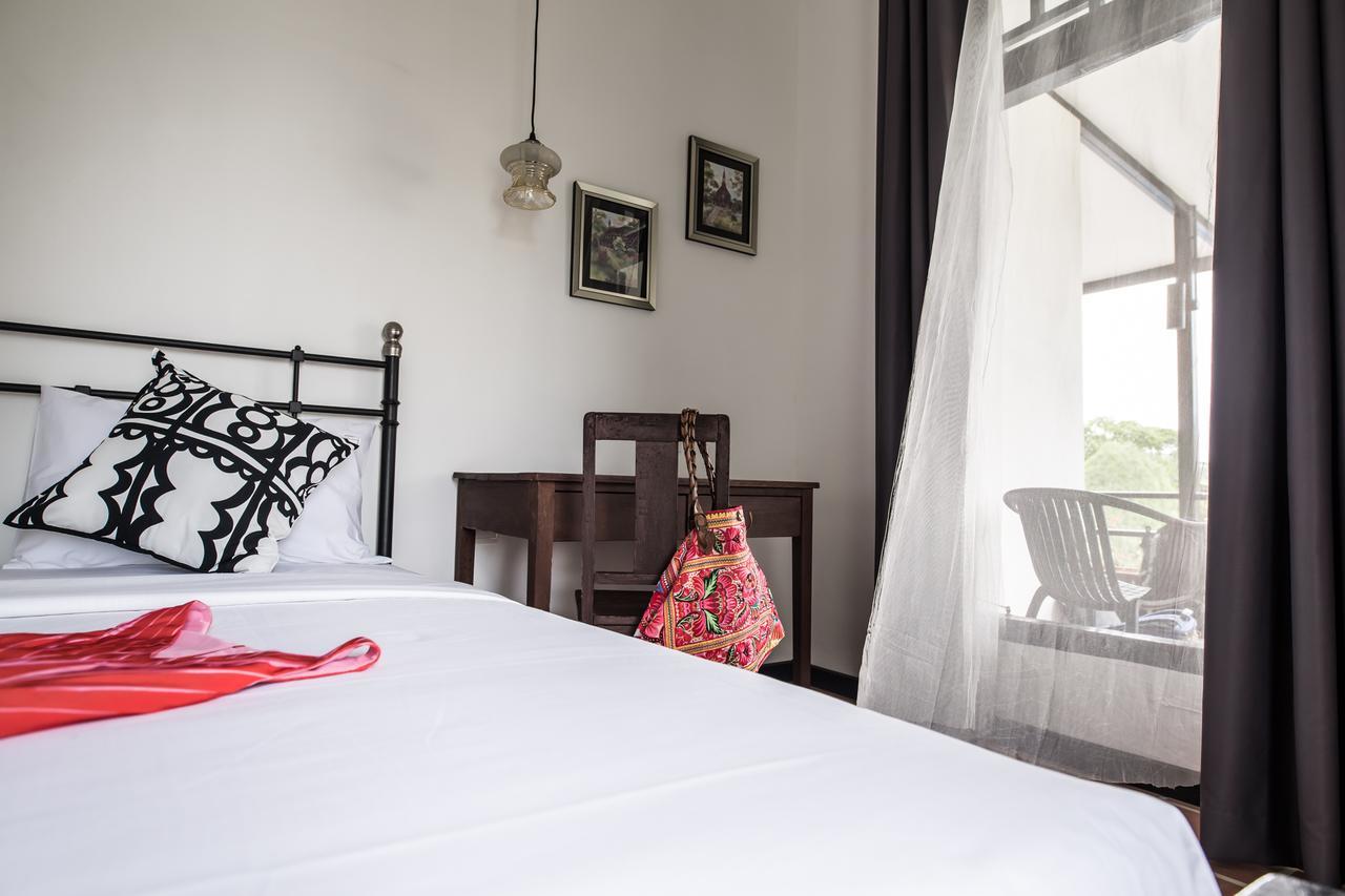 The Marian Boutique Lodging House Кучинг Екстериор снимка