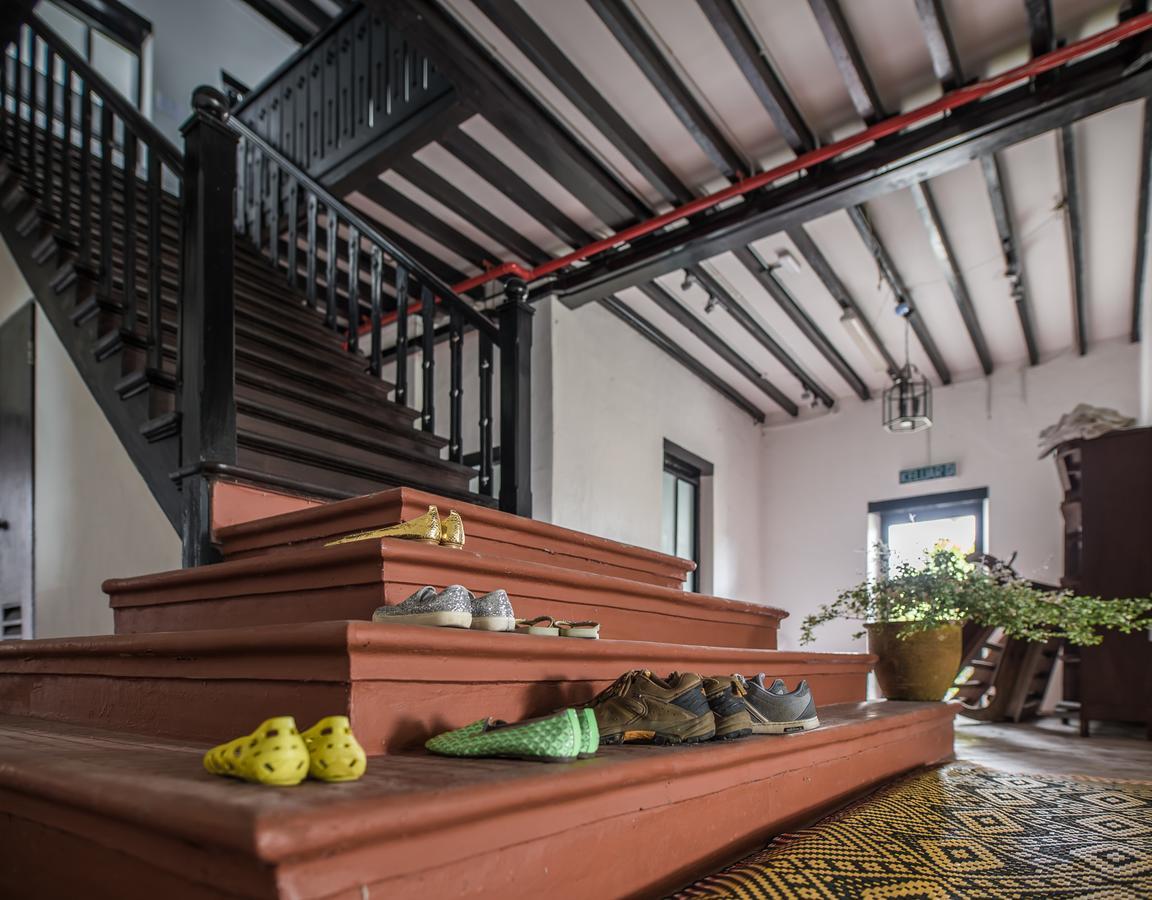The Marian Boutique Lodging House Кучинг Екстериор снимка