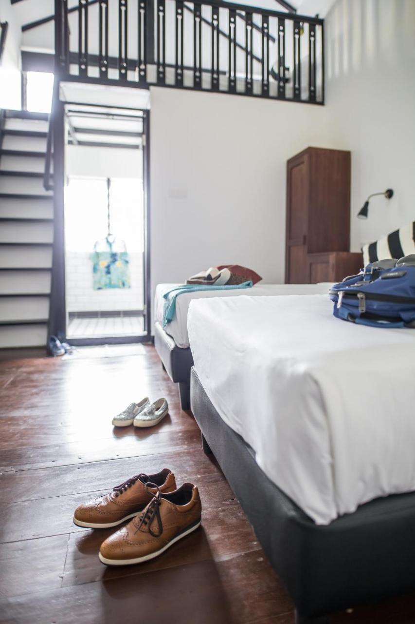 The Marian Boutique Lodging House Кучинг Екстериор снимка